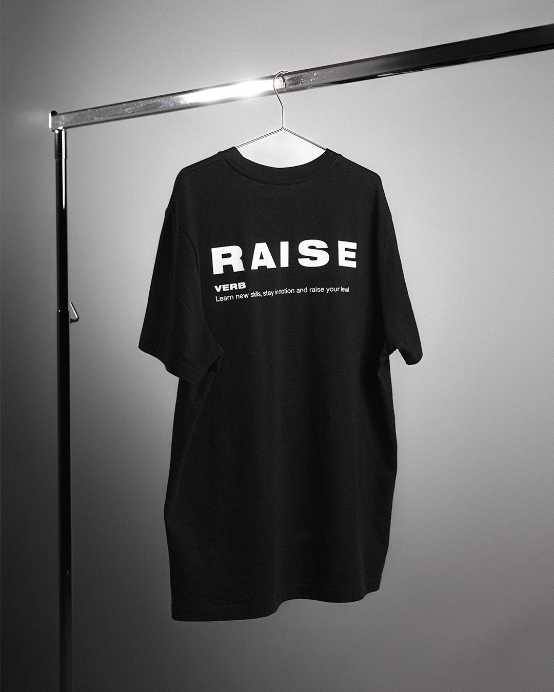 T-shirt Raise Black Women