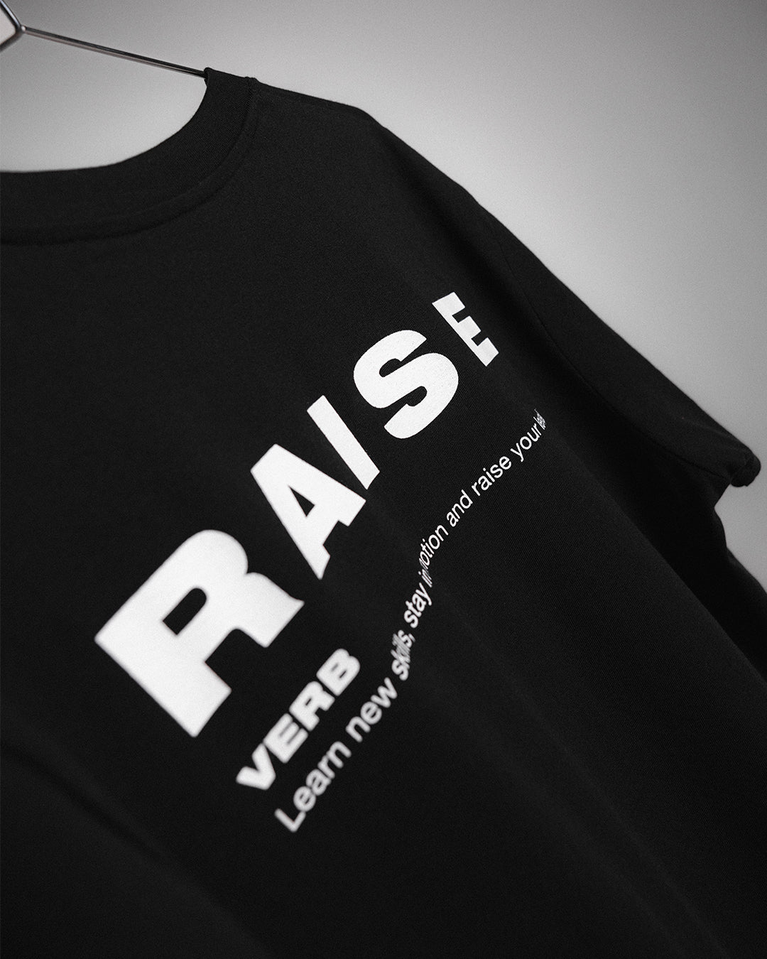 T-shirt Raise Black Women